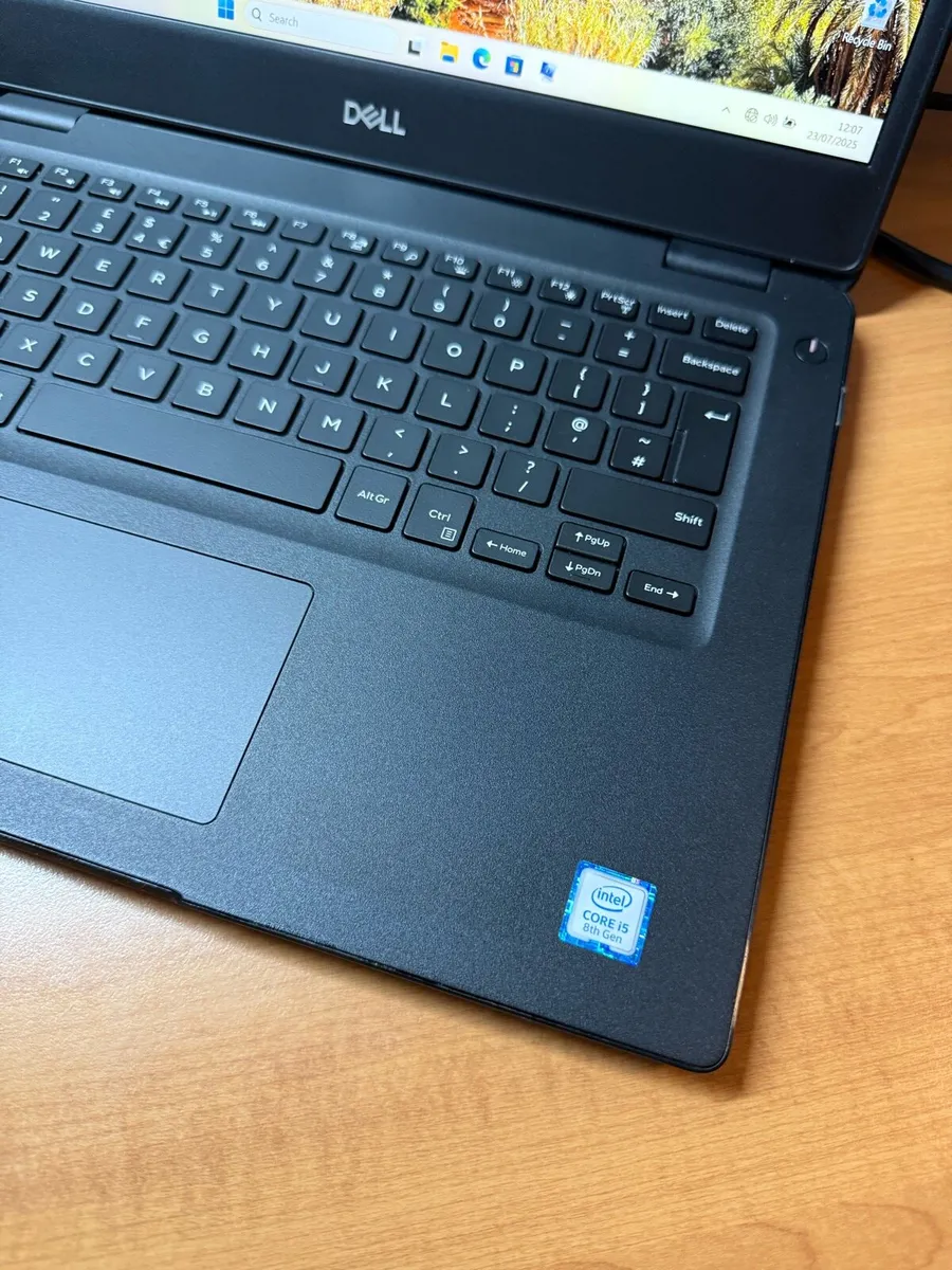 Dell laptop i5 pro 16-256 win 11 pro - Image 2