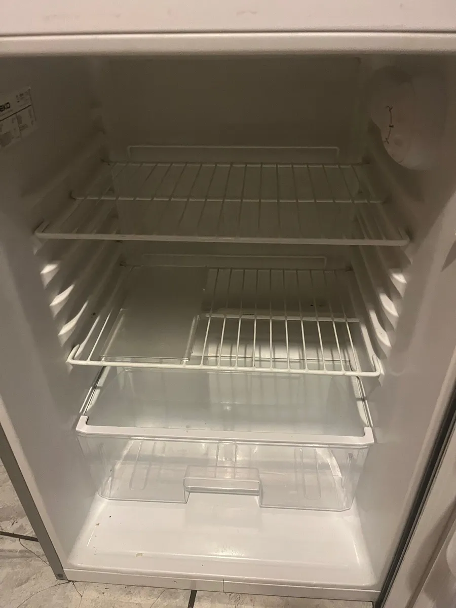 Beko Fridge freezer - Image 3
