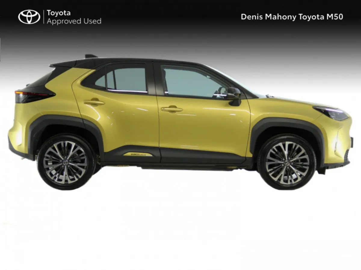 Toyota Yaris Cross SOL Hybrid Auto - Image 3