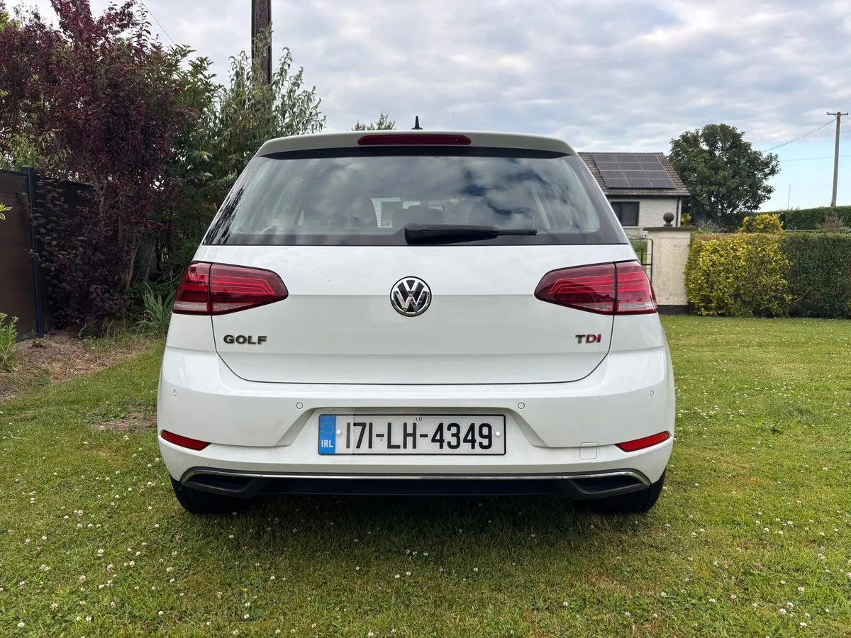VOLKSWAGEN GOLF - Image 2