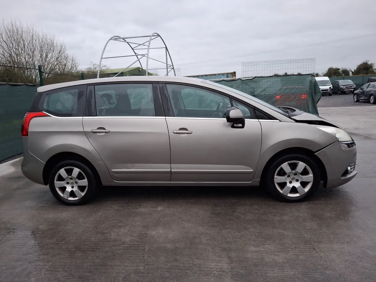 2010 Peugeot 5008 1.6L Diesel Automatic - Image 4