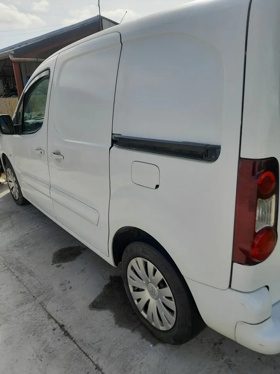 Citroen Berlingo 2014 - Image 2