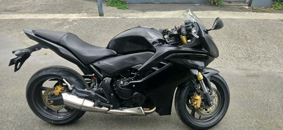 2011 Honda Cbr 600f - Image 1