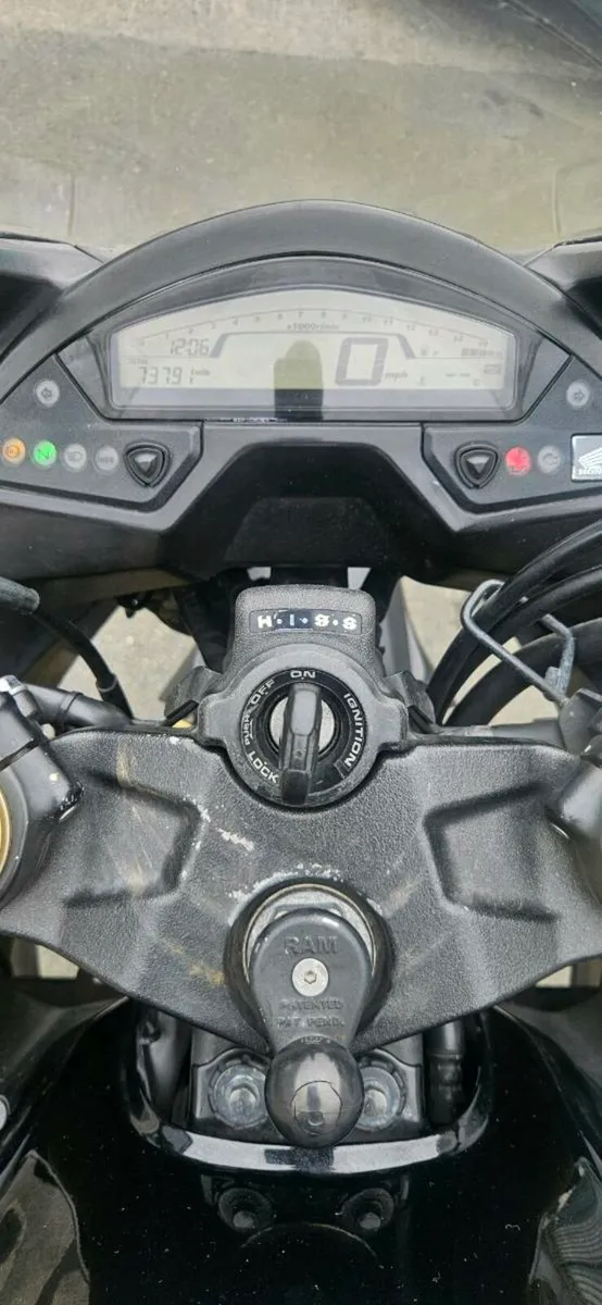 2011 Honda Cbr 600f - Image 4