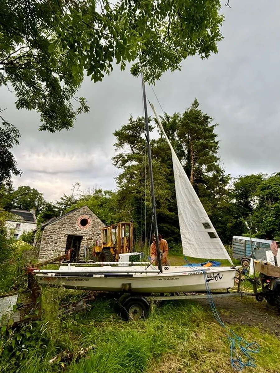 Laser 5000 Sailing Dingy - Image 1