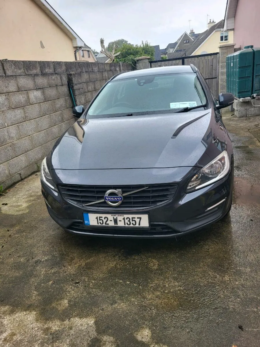 Volvo v60 - Image 1