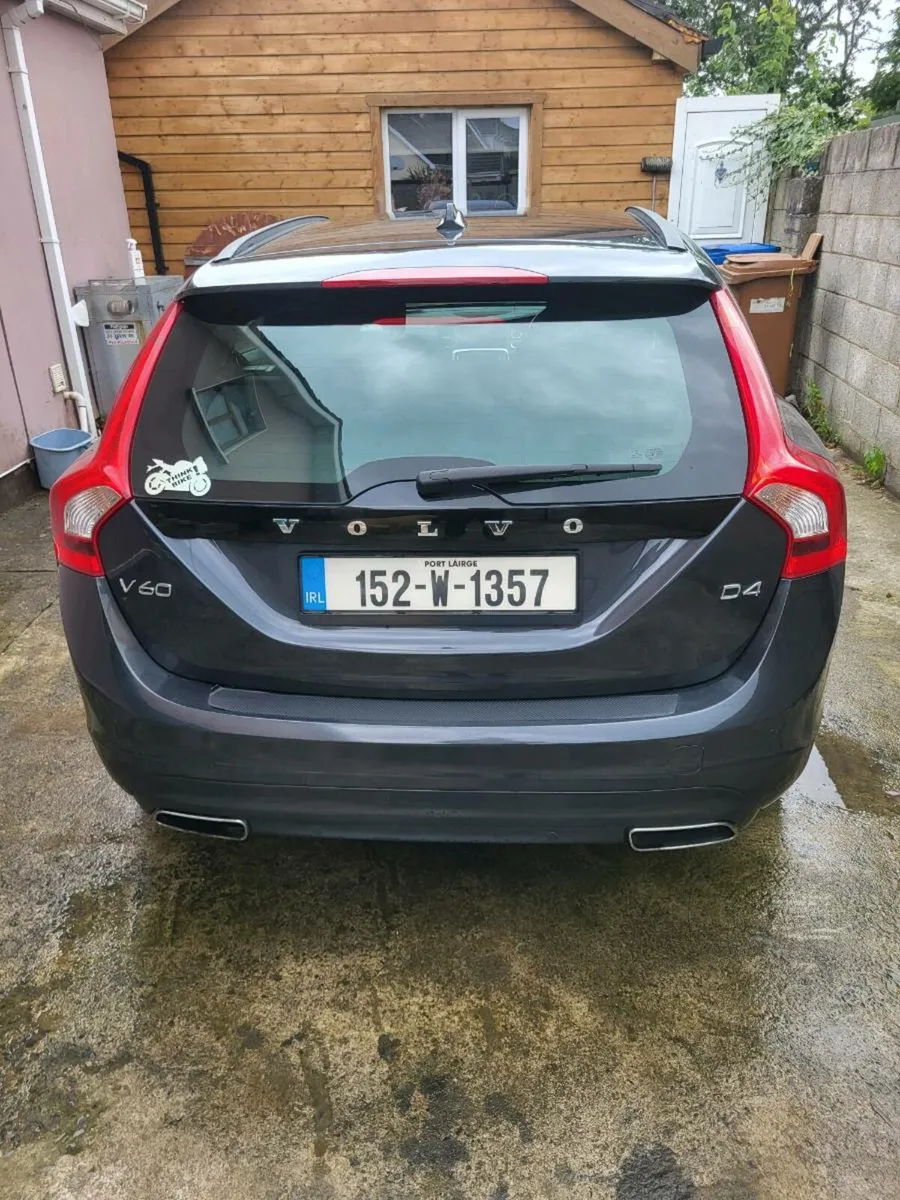 Volvo v60 - Image 3