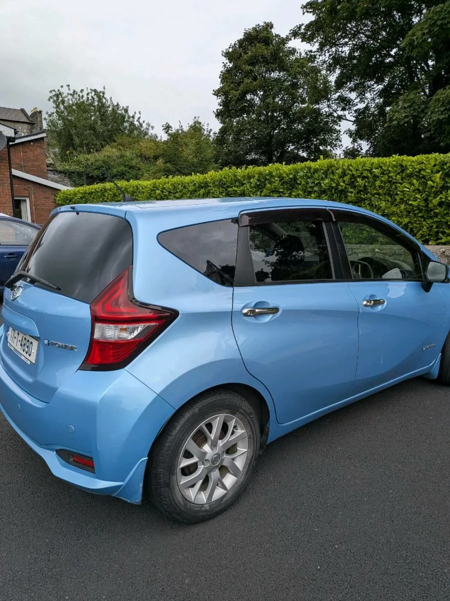 171 Hybrid Blue nissan note - Image 3