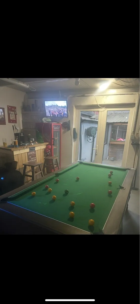 7 x 4 slate pool table - Image 1