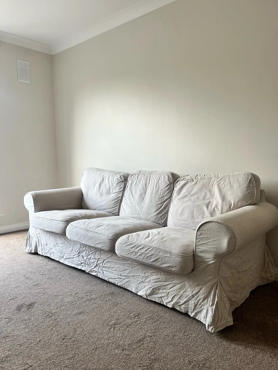 Couch - Image 2