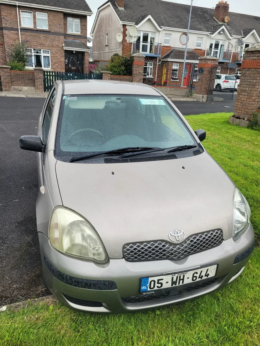 Toyota Yaris 2005 - Image 3
