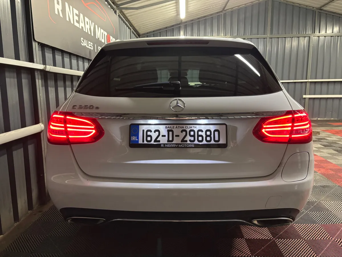 2016 162 Mercedes-Benz C-Class Estate Auto - Image 2