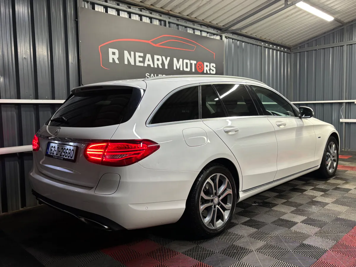 2016 162 Mercedes-Benz C-Class Estate Auto - Image 3