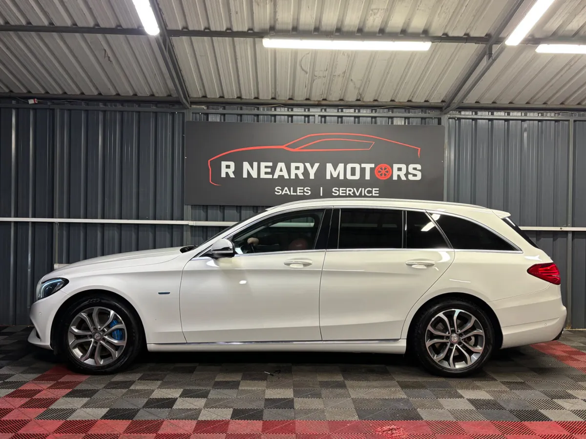 2016 162 Mercedes-Benz C-Class Estate Auto - Image 4