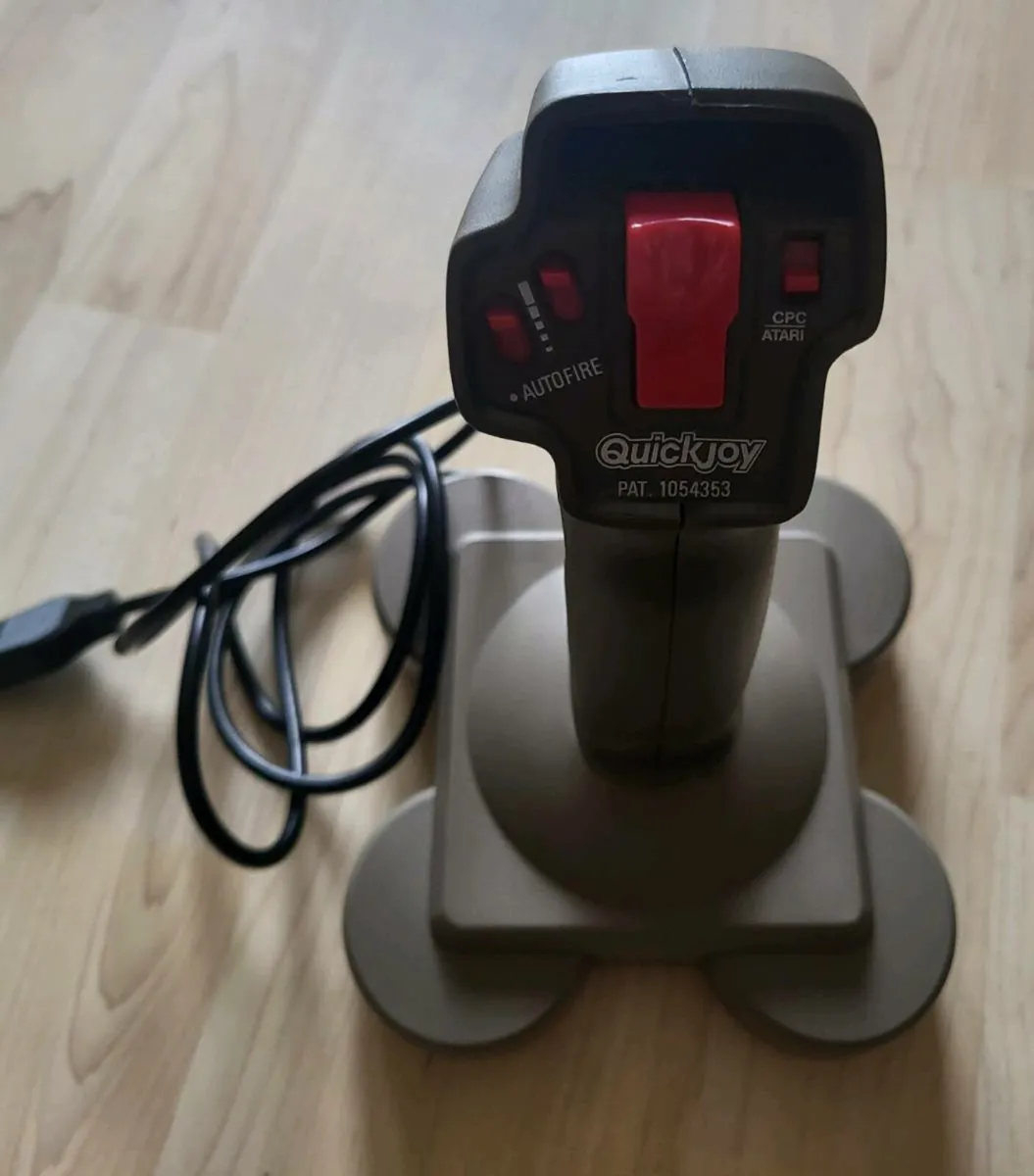 QuickJoy Jet Fighter SV-126 Joystick,Commodre,Amst - Image 1