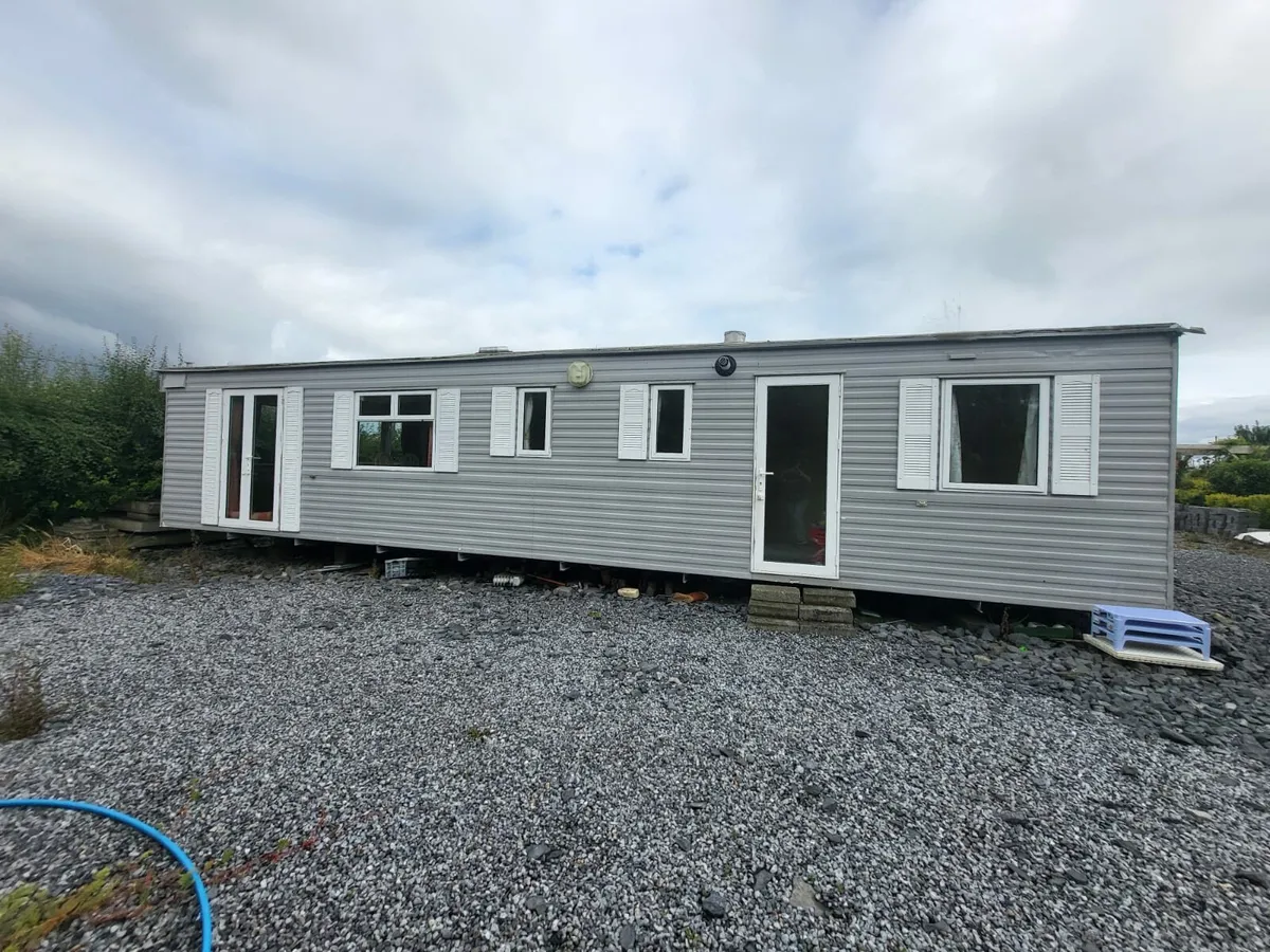 39 x 12 Sheraton 3 Bedroom mobile home - Image 1