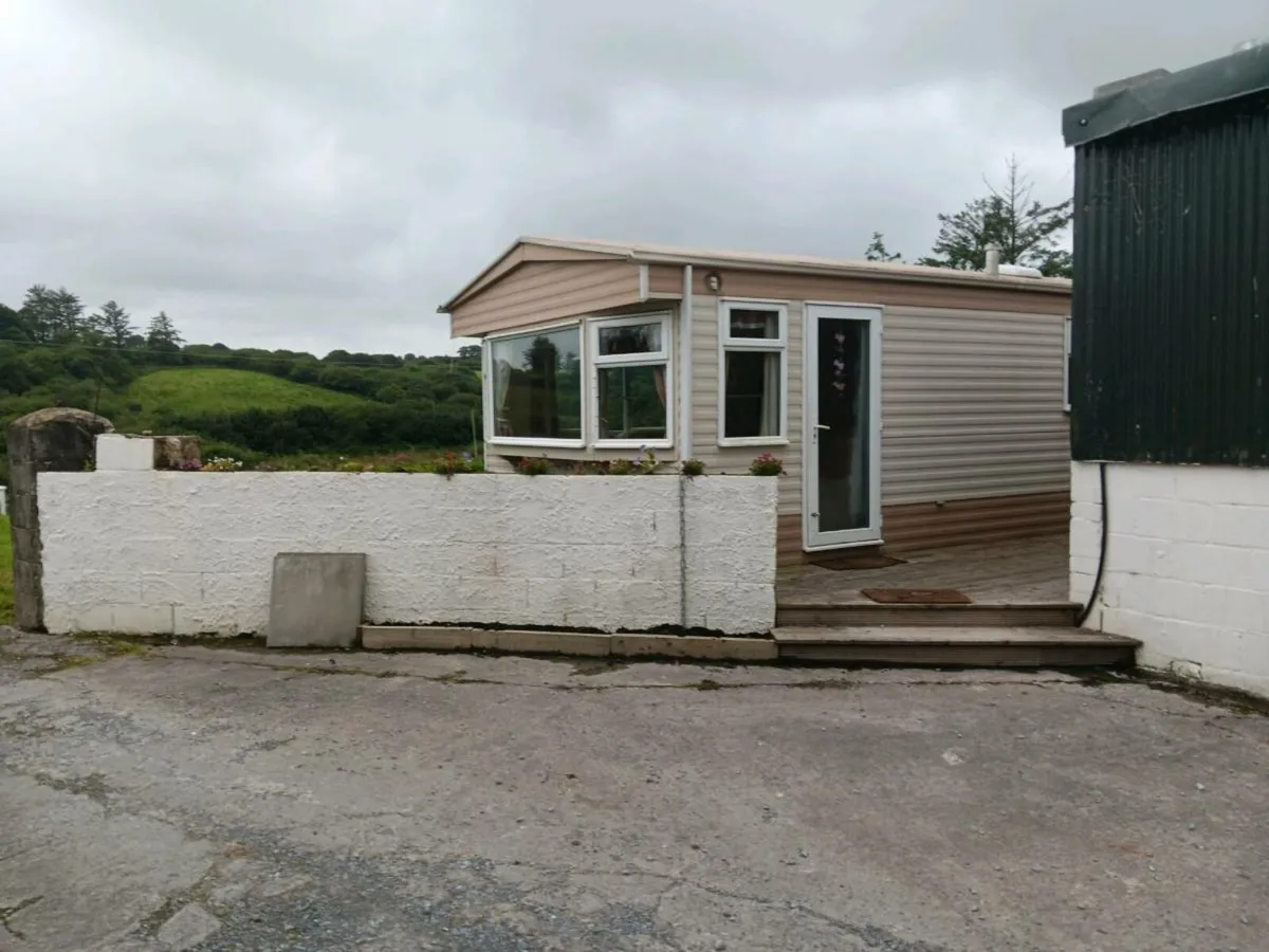 Mobile home - Image 1