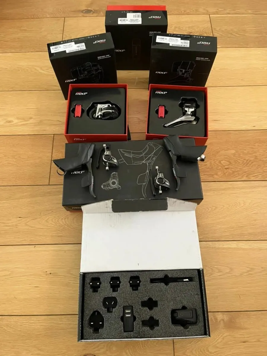 SRAM Red eTap WiFli HRD 11 Speed Wireless groupset - Image 1