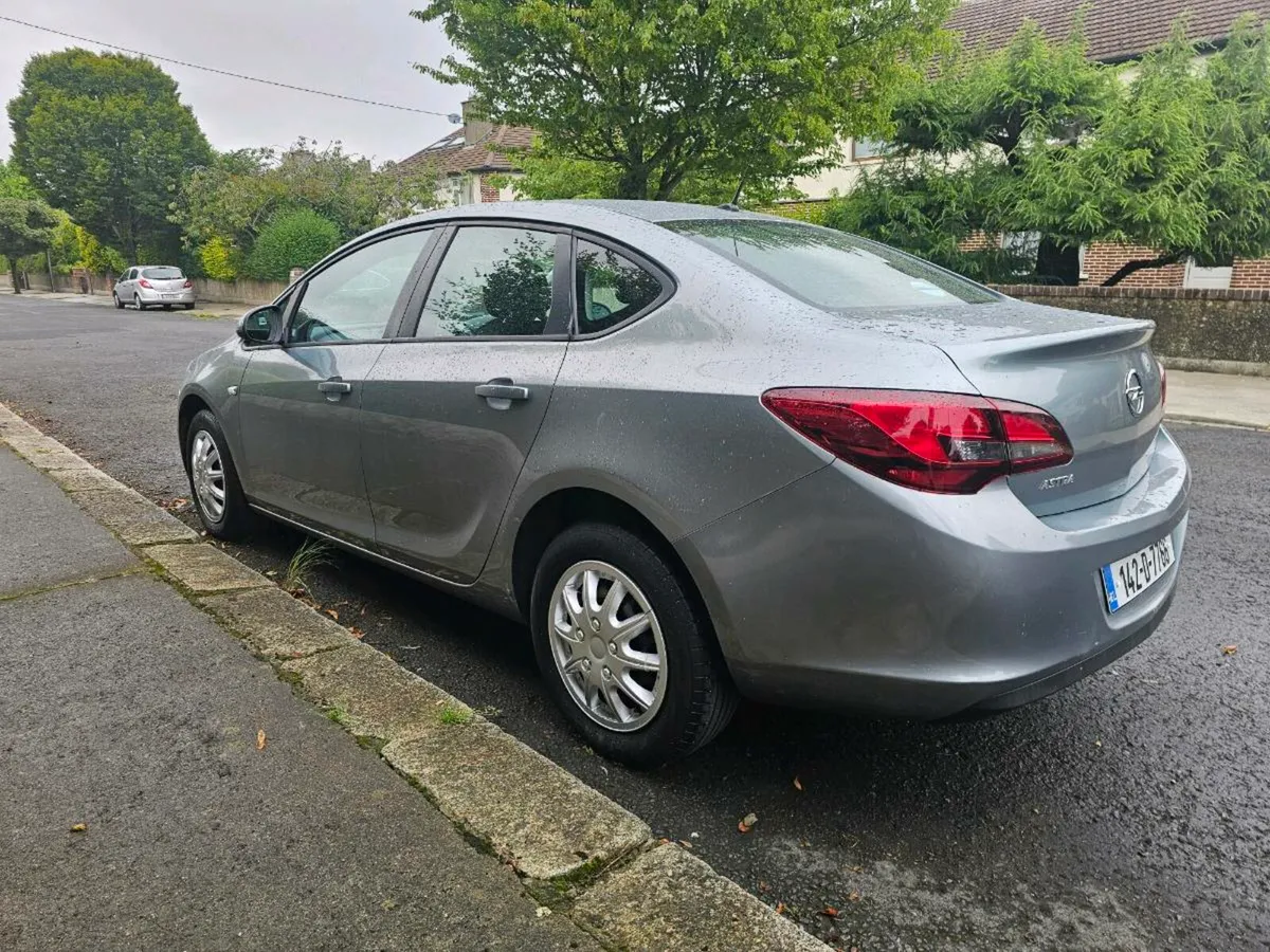 Opel Astra 1.2l TAXED & NCT - Image 3