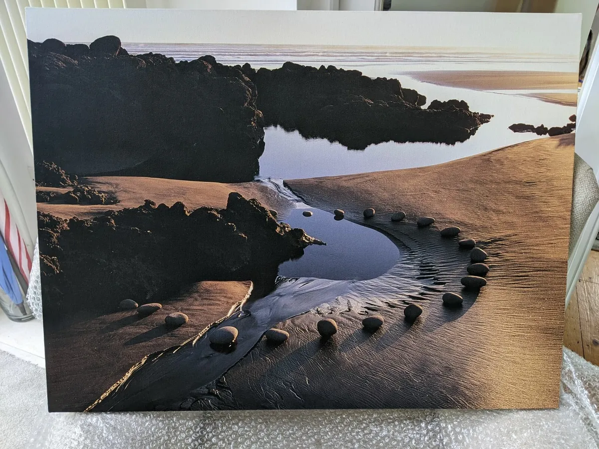 Canvas Art - Image 1