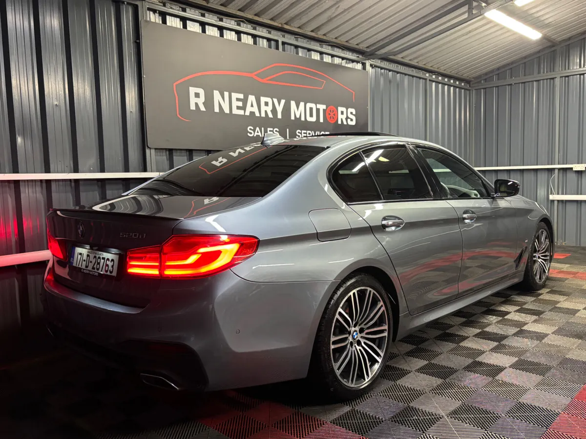 2017 BMW 5-Series 520D M-Sport Automatic - Image 3