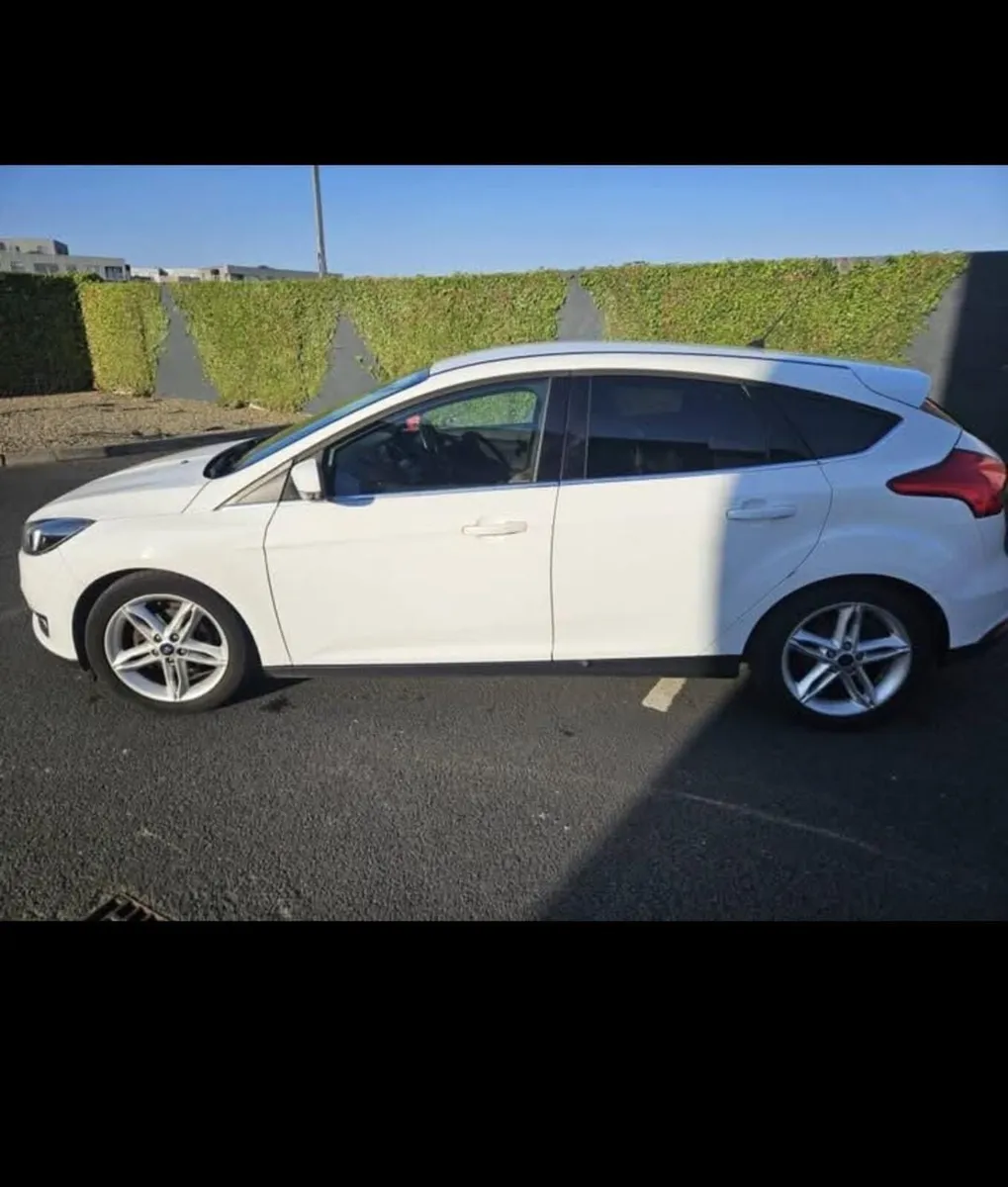Ford Focus 1.0L LOW MILEGE - Image 3