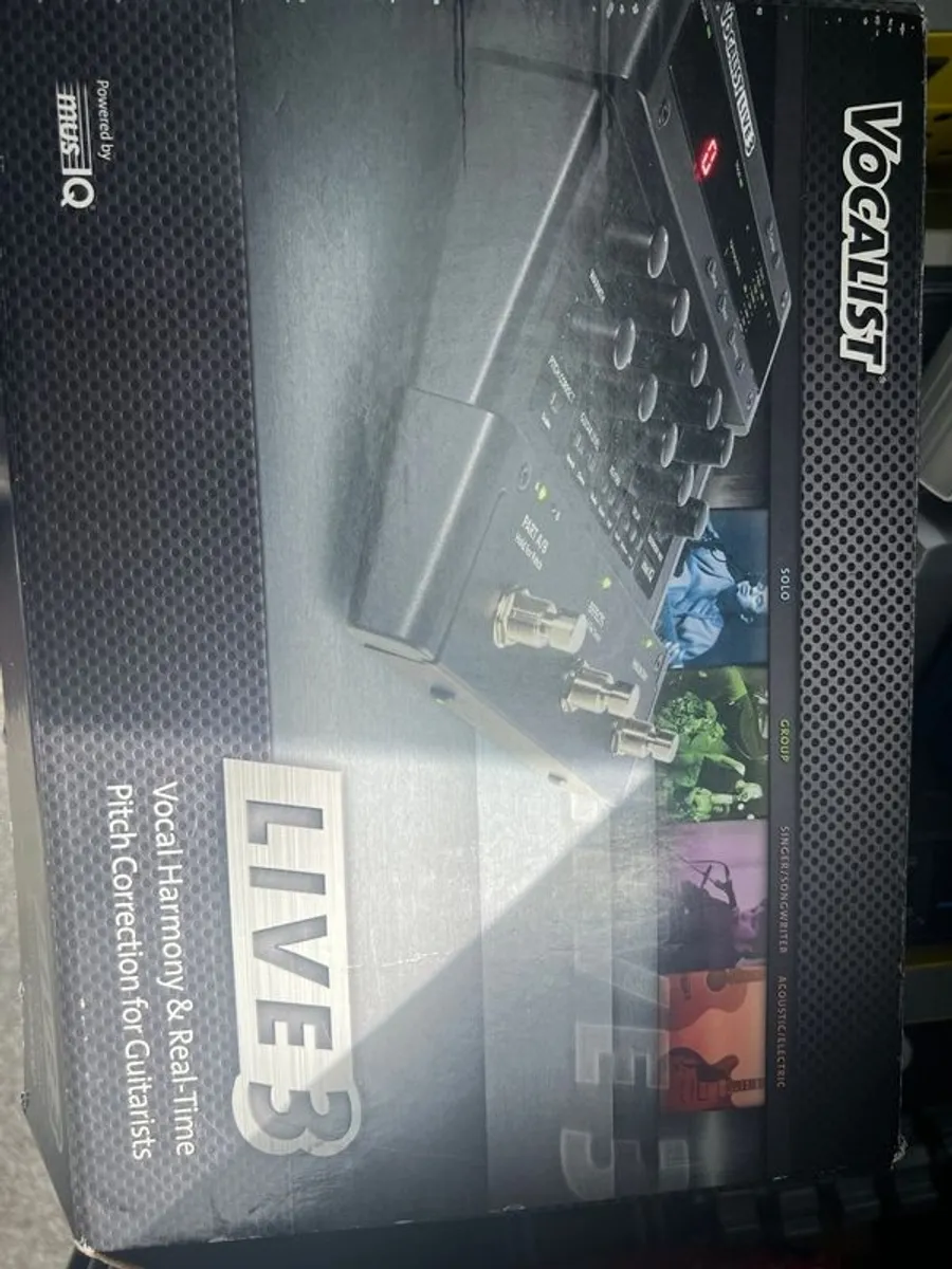 Digitech Vocalist Live 3  Vocal Harmony & Pitch Correction Pedal for Guitarist