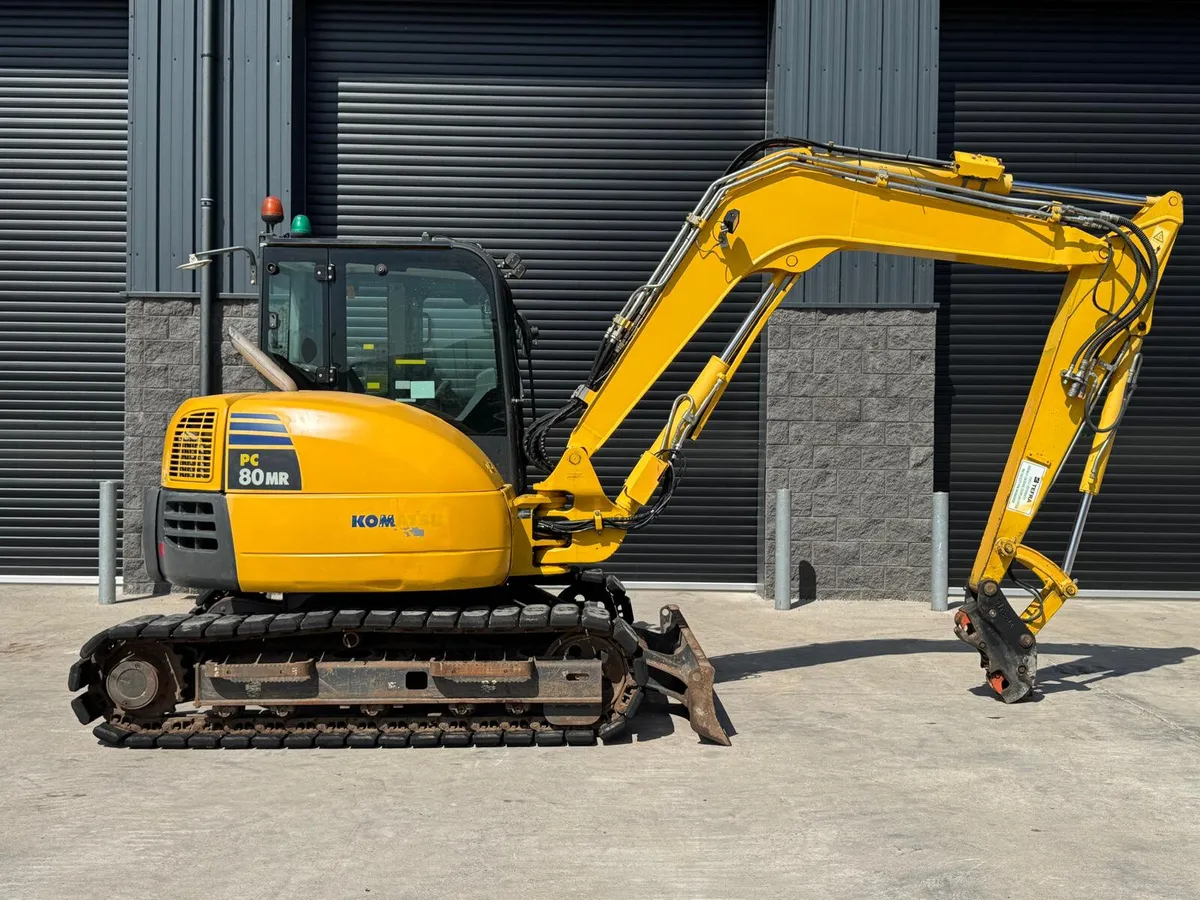 2017 Komatsu PC80MR-3 - Image 2