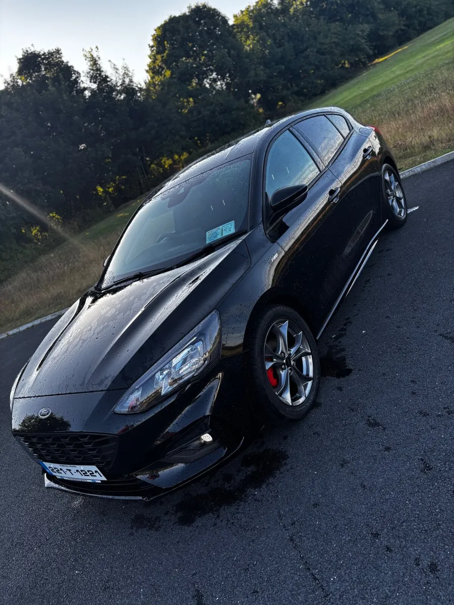 Ford Focus 2022 - Image 1