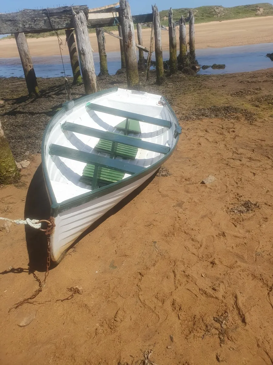 15th lake boat - Image 1