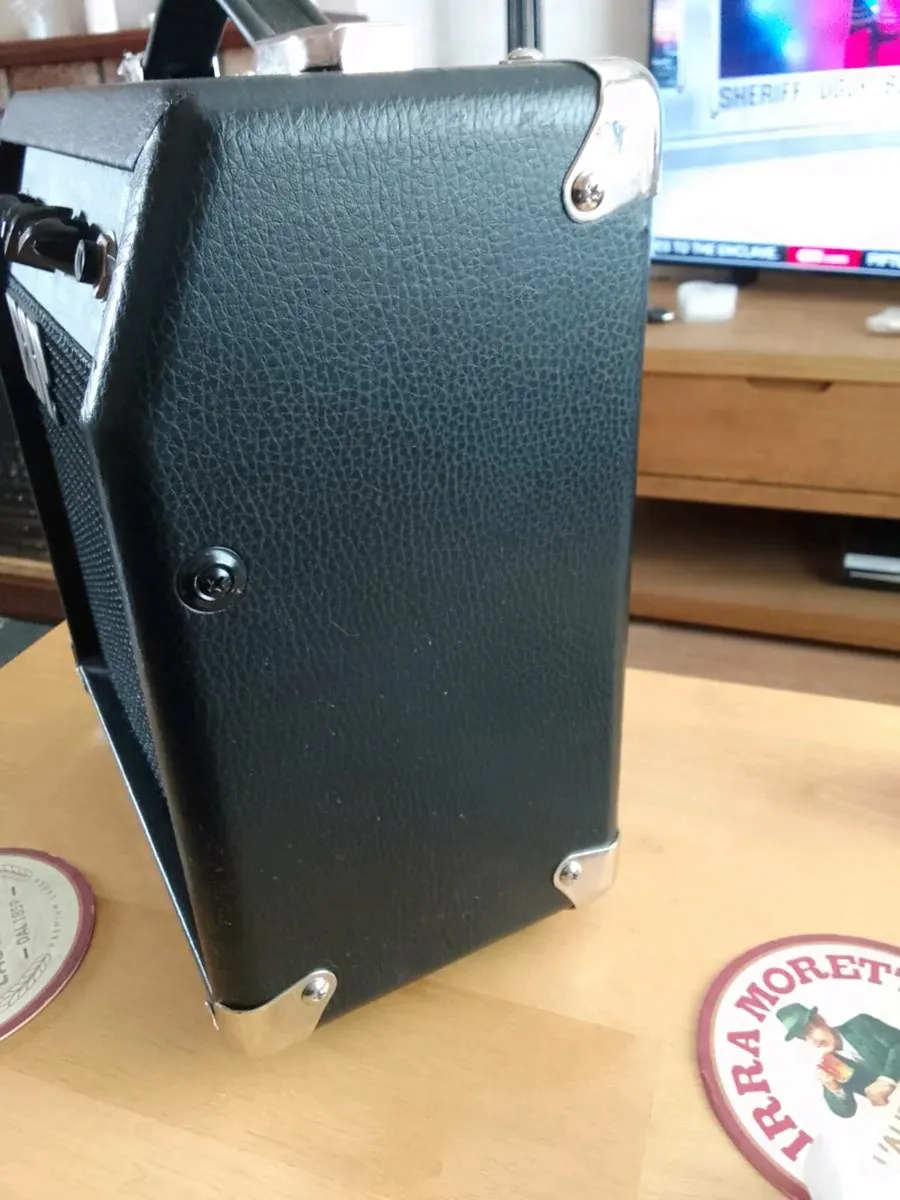 Guitar Amplifier-ESP-10 - Image 3