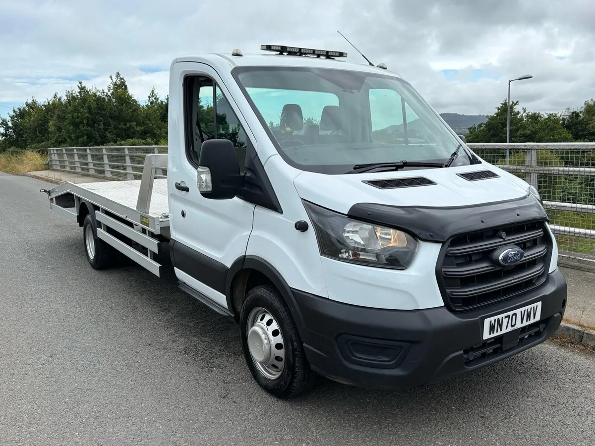 2020 202 Ford Transit Recovery Truck - Image 2