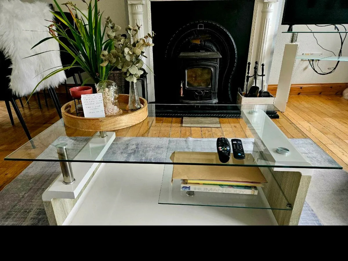 Modern Glass Coffee Table – Excellent Condition - Image 1