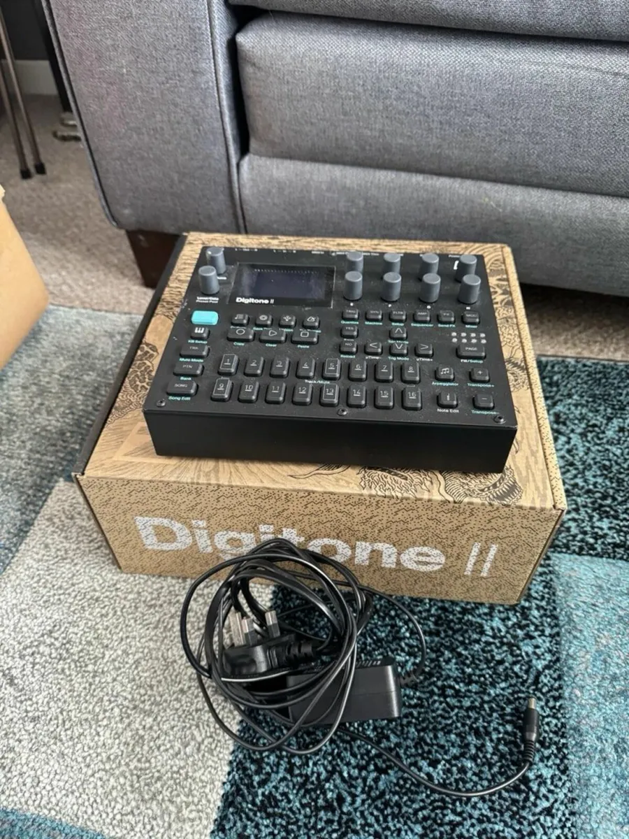 Elektron Digitone 2 - Excellent Condition - Image 3