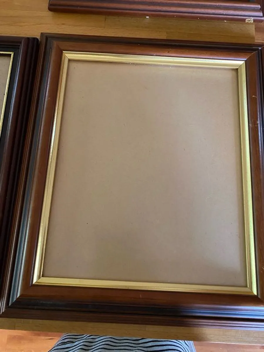 20 misc size Frames - Image 3