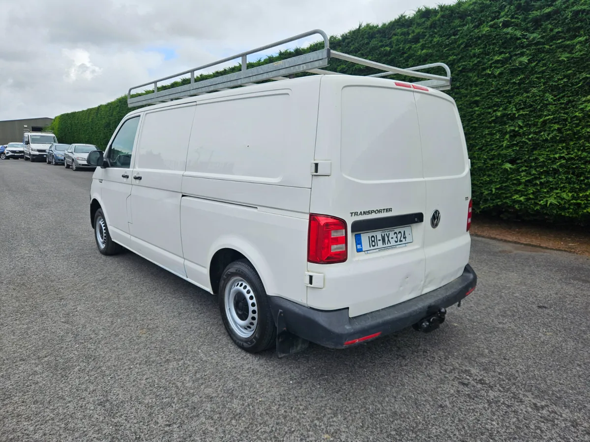 Volkswagen Transporter 2018 2.0 TDI 150 - Image 3