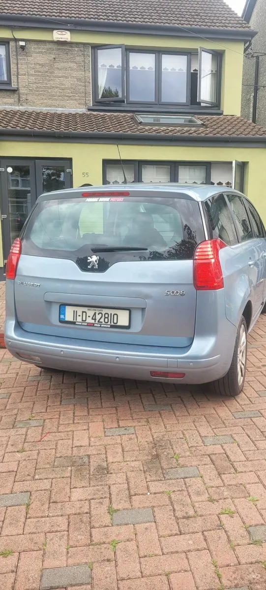 Peugeot 5008 2011 - Image 4