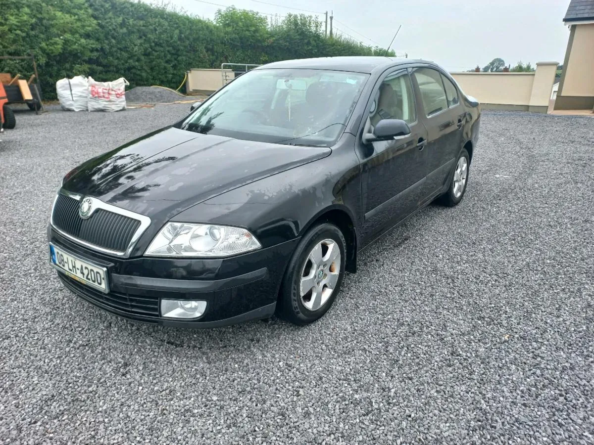 Skoda Octavia ( READ ADD)   PRICE 555 E - Image 2
