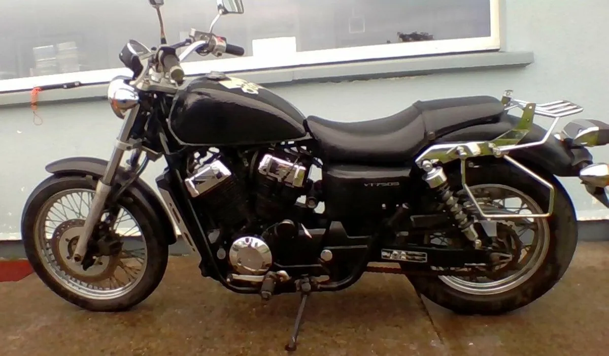 Honda Shadow 750 RS 2010 - Image 2
