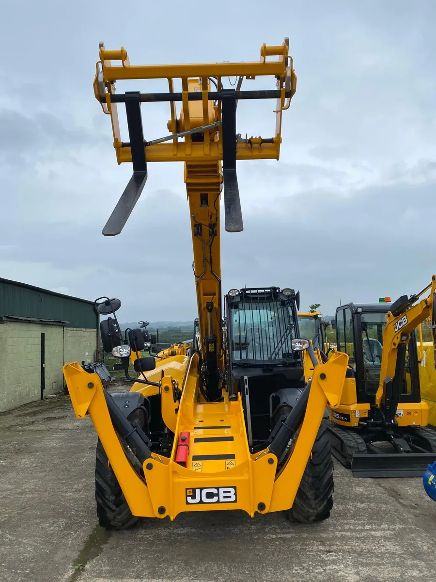 JCB 540V180 HI-VIZ 81KW TELEHANDLERS YEAR 2024 - Image 2