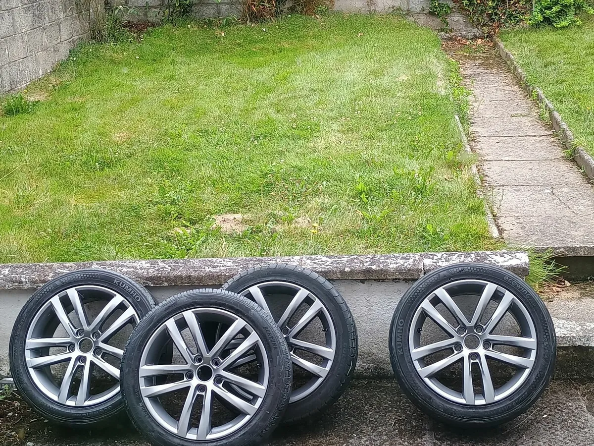 Alloy wheels - Image 1