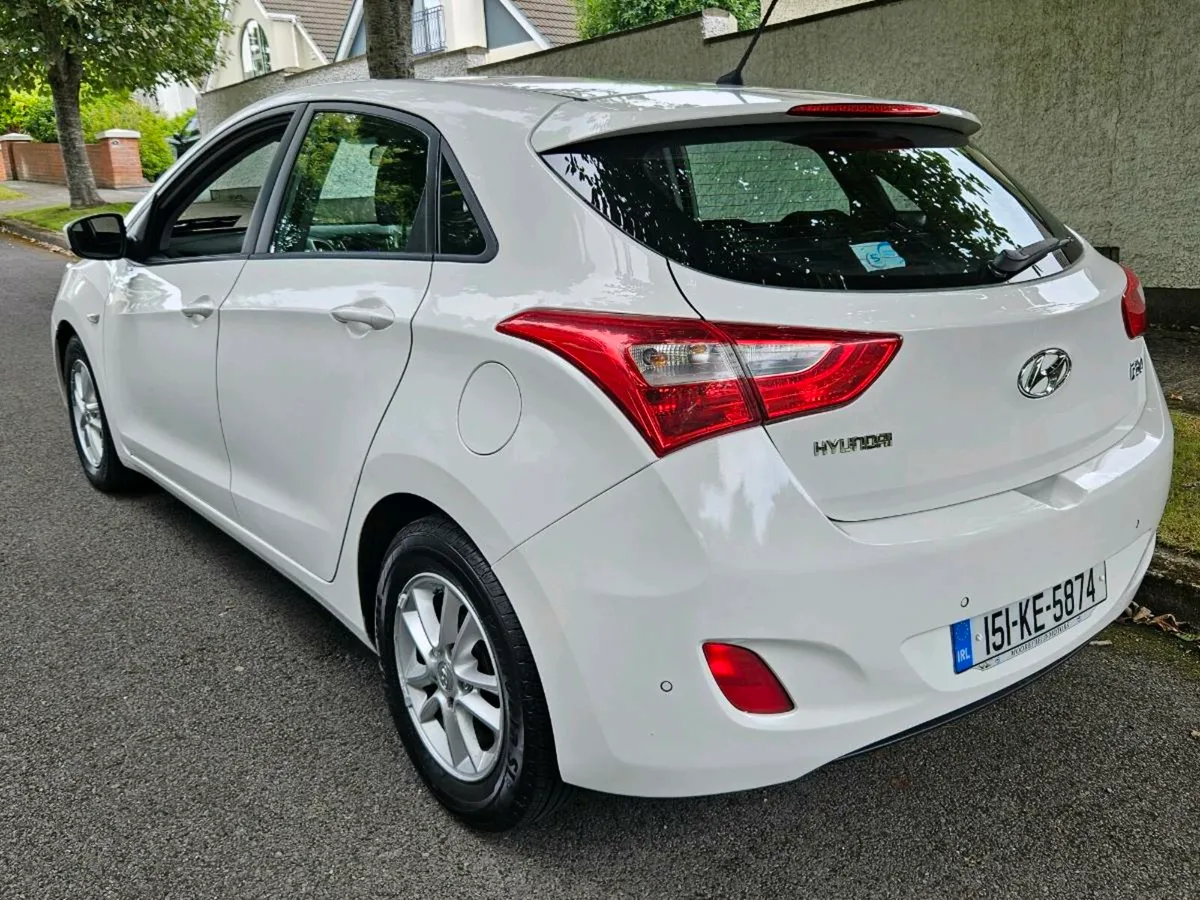 2015 HYUNDAI I30 ( DIESEL, TAX & NCT) - Image 4