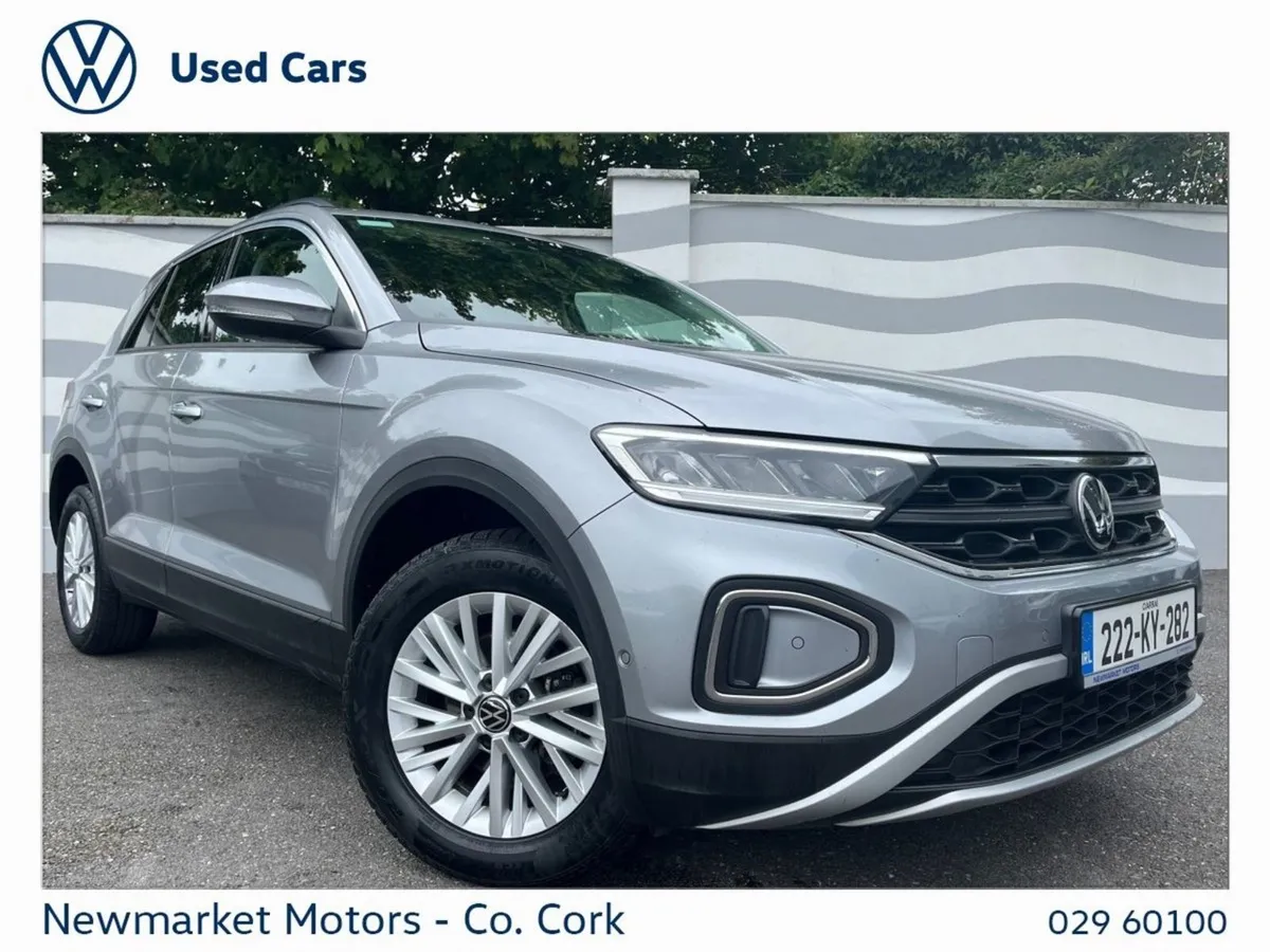 Volkswagen T-Roc 2.0tdi 116BHP Life Rear View Cam - Image 1