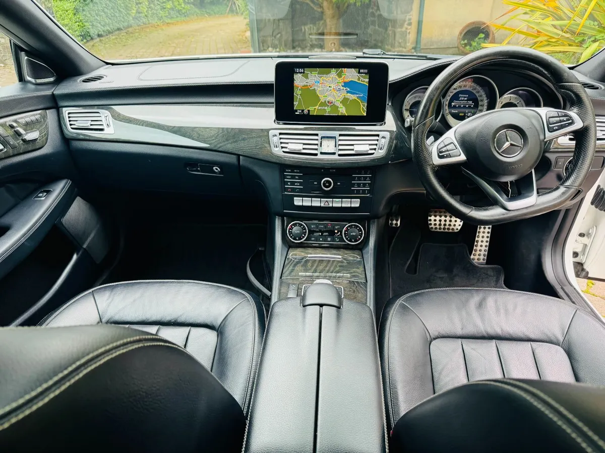 NEW MDL Mercedes CLS 220  AMG LINE AUTO - NI - Image 2