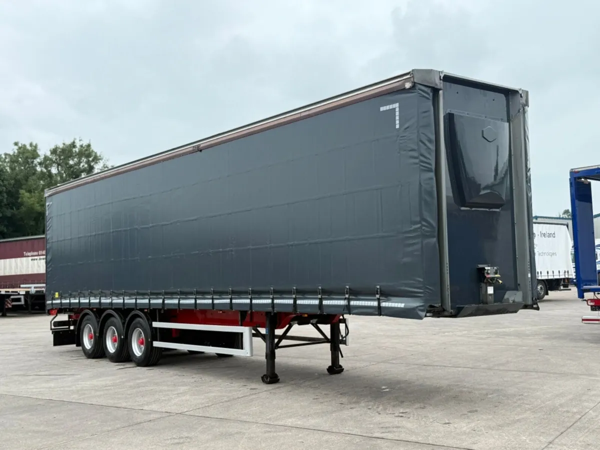 2017 CARTWRIGHT 4.556 MT CURTAINSIDER - Image 1