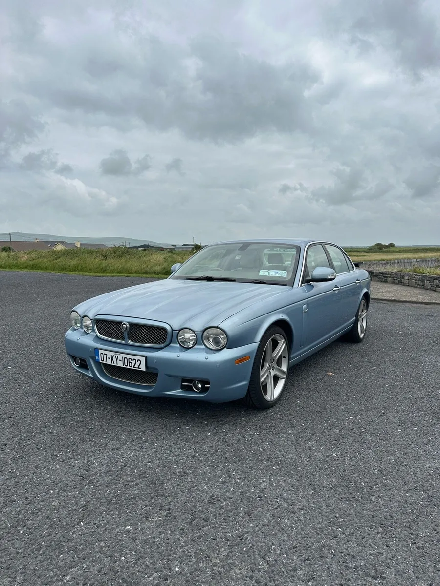 2007 Jaguar XJ Sovereign 2.7D – Collector Quality - Image 2
