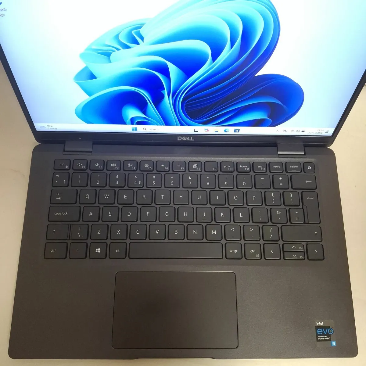 Dell Latitude 7420 | i5-1145G7 | 8GB RAM | 256GB S - Image 4