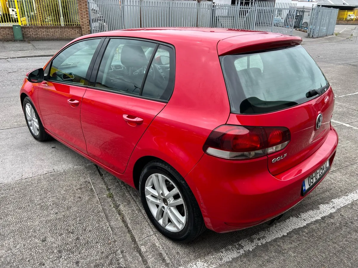 2009 Volkswagen Golf 2.0 TDI Highline - Image 4