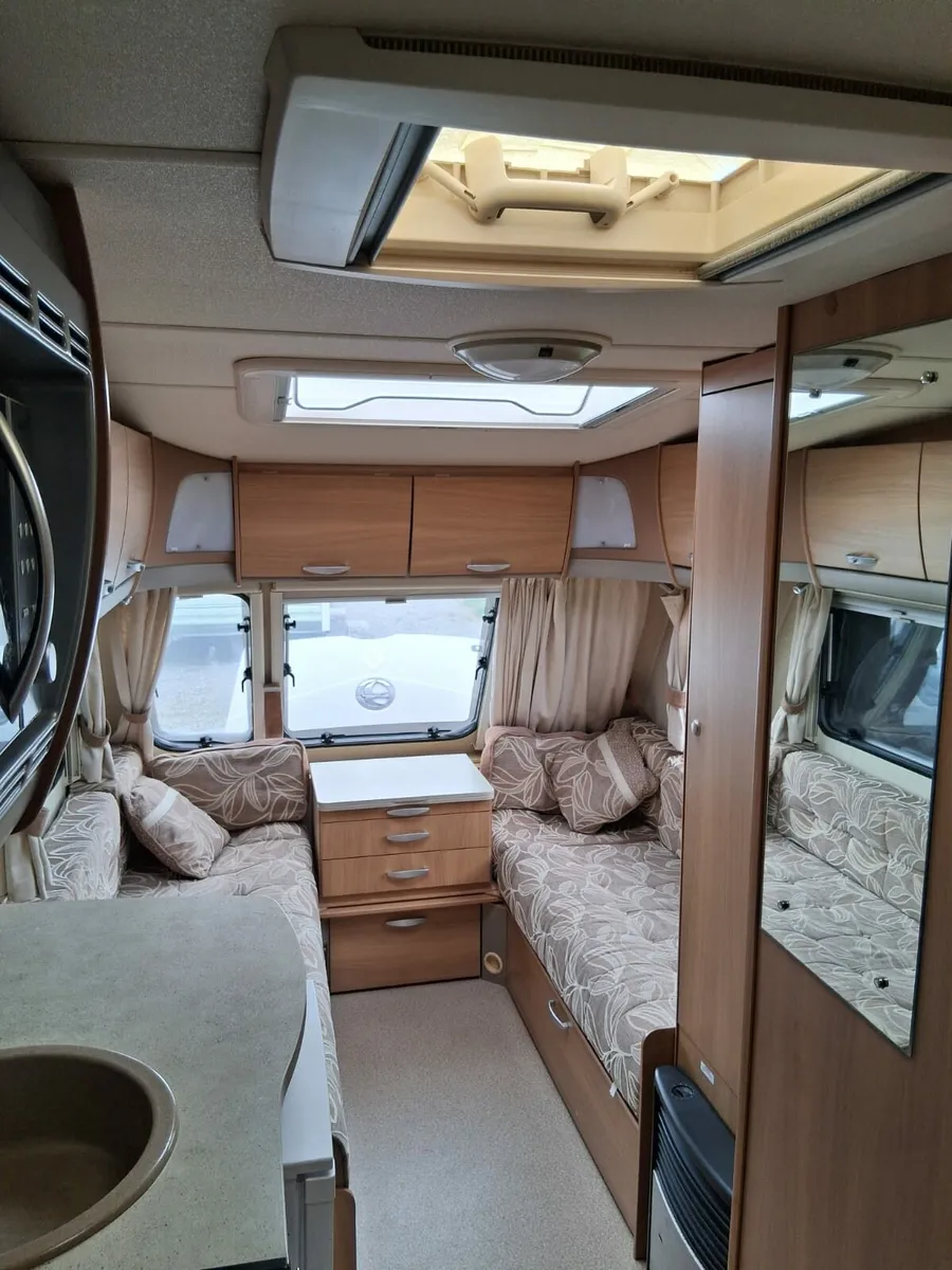 Caravan - Image 3