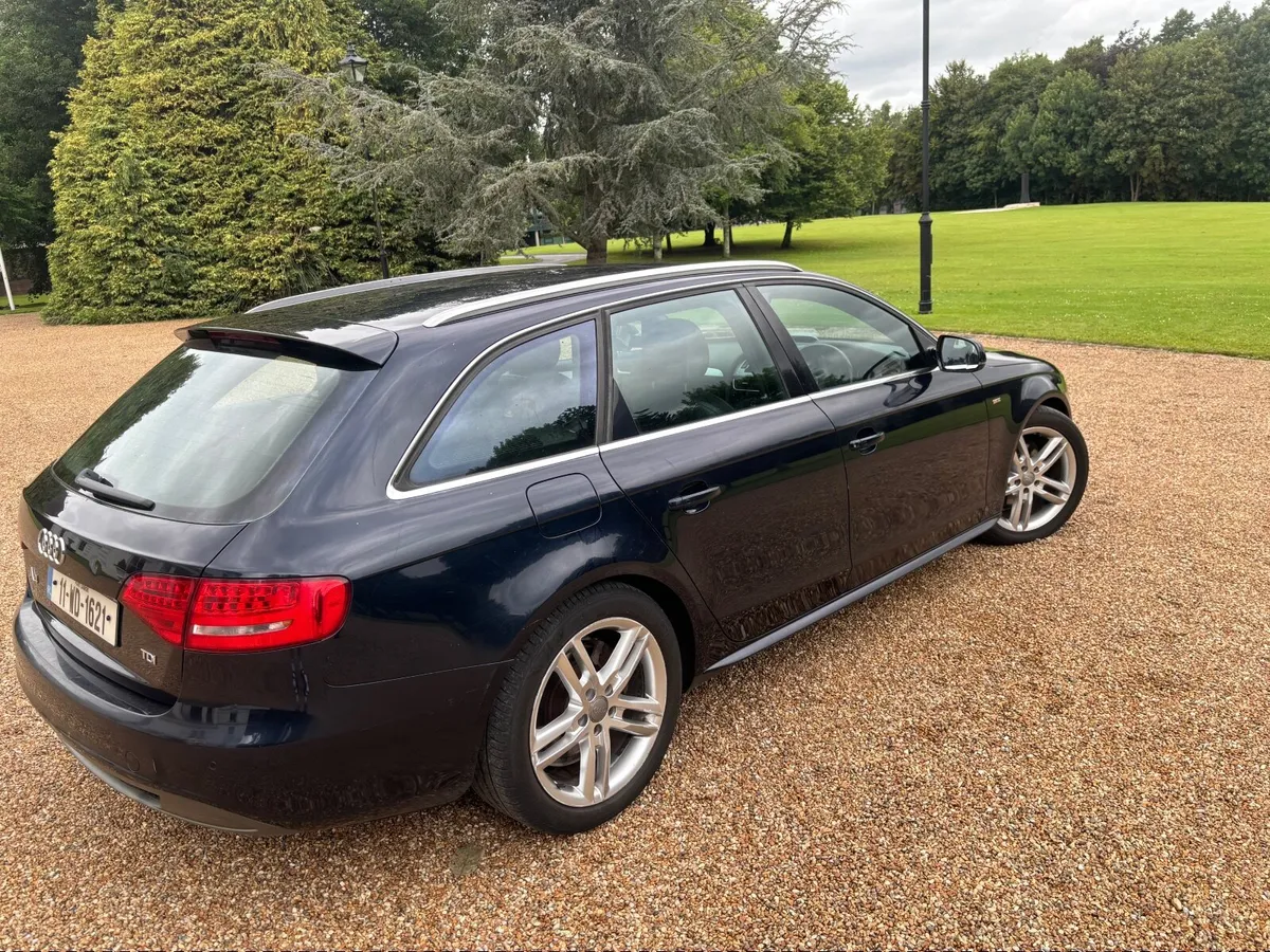 2011 Audi A4 estate 2.0 TDI 140 bhp factory s line - Image 4